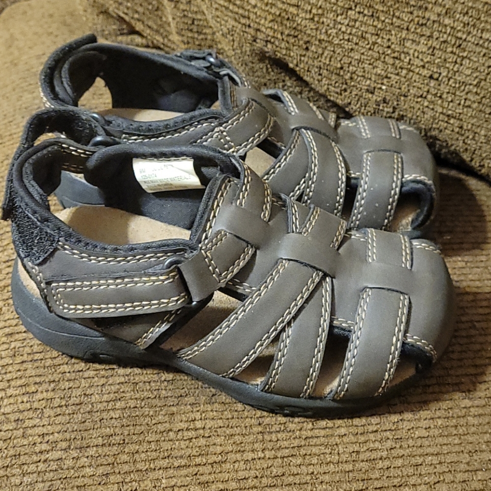 9c Arizona Sandals